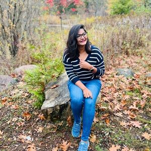 Meet your Posher, Divya